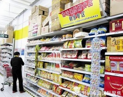 這屆年輕人有多“摳”？光靠著一個(gè)“摳”字，撐起了900億市場食品銷售